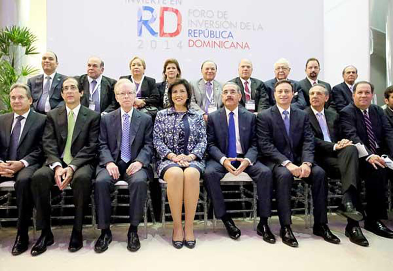 Presidente Danilo Medina Llama Inversionistas a Invertir en el País.