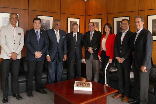 Vicepresidente del Comité Olímpico Internacional se reúne con directiva de CRESO