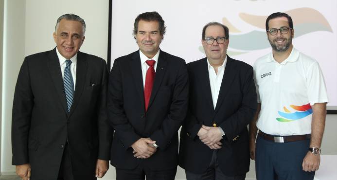 Presidente de ODEPA se interesa programa CRESO - Felipe Vicini
